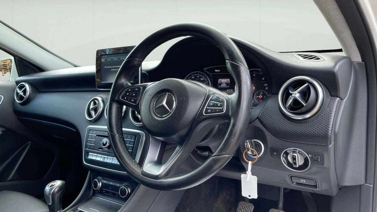 Used Mercedes-Benz A-Class 2016 for sale - 78070530: Photo 4