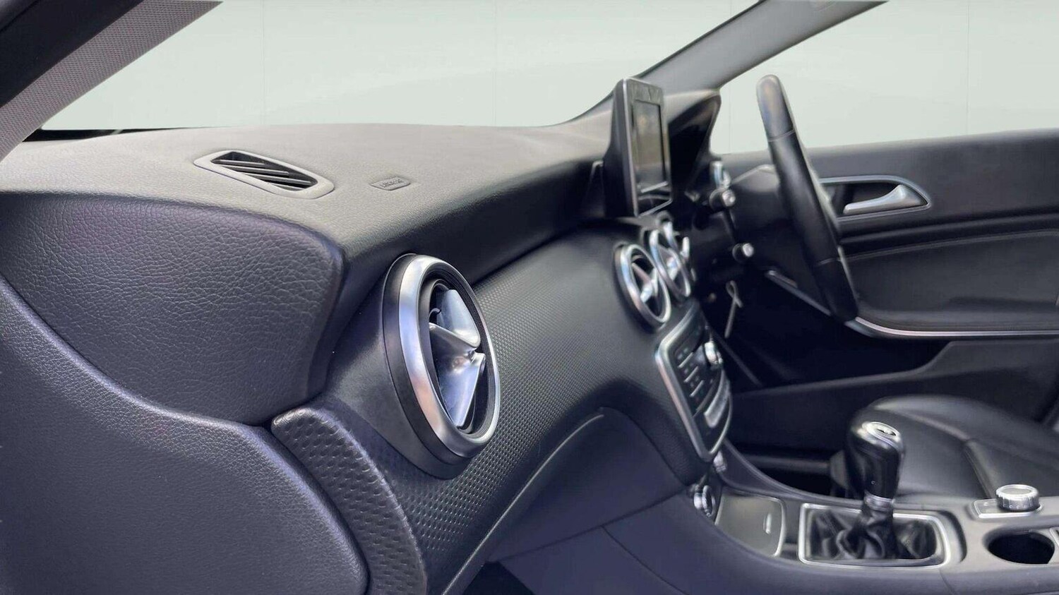 Used Mercedes-Benz A-Class 2016 for sale - 78070530: Photo 46