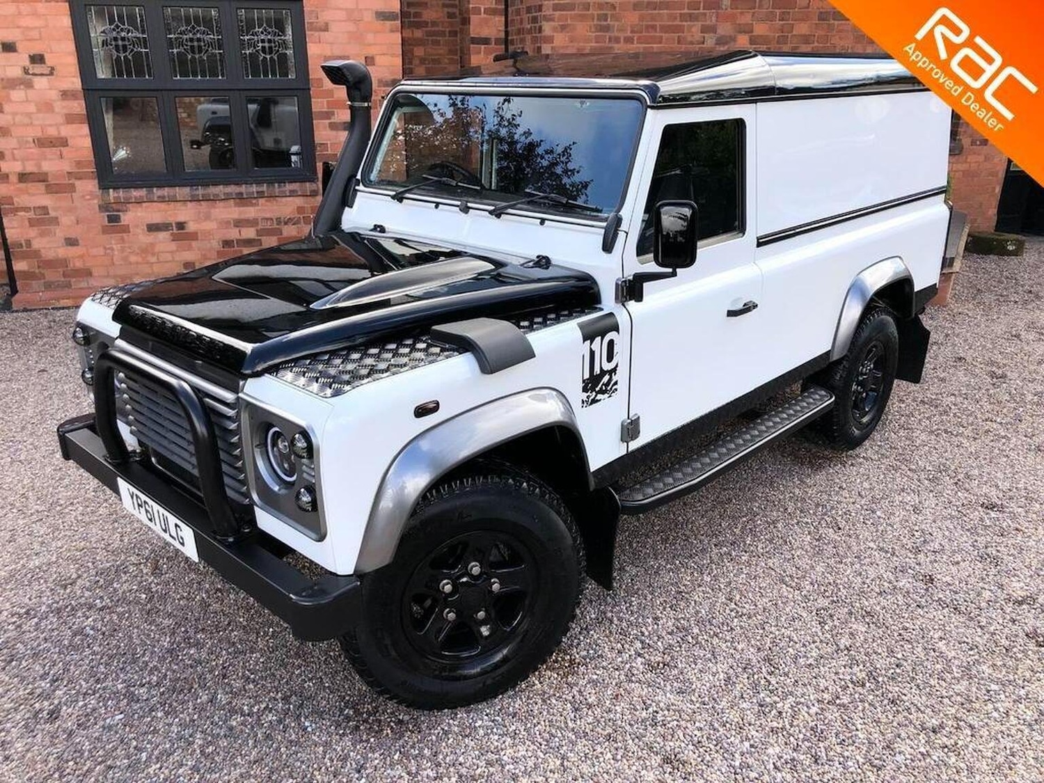 Used Land Rover Defender 2011 for sale - 77357245: Photo 14