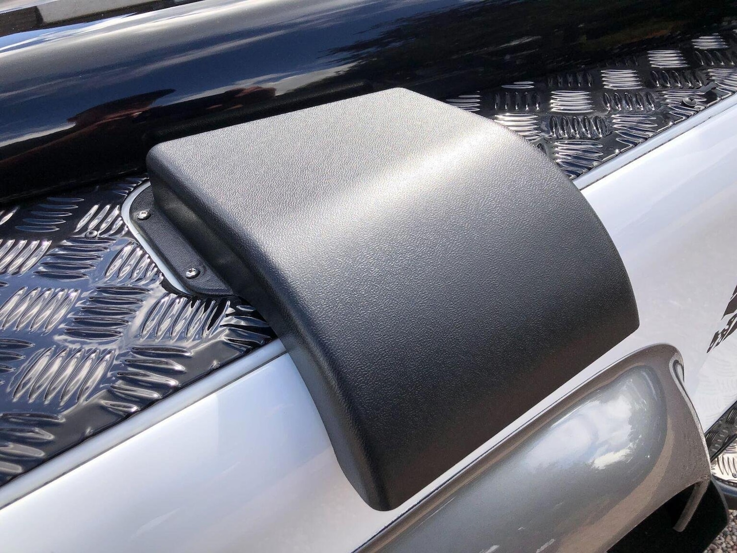 Used Land Rover Defender 2011 for sale - 77357245: Photo 19