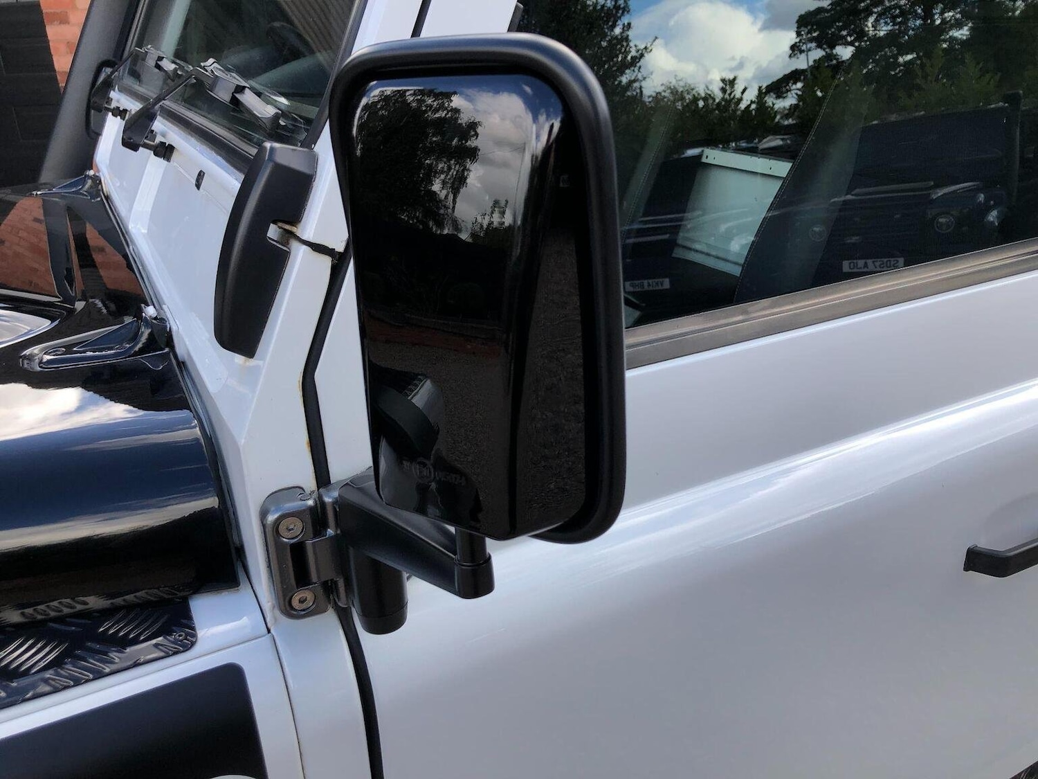 Used Land Rover Defender 2011 for sale - 77357245: Photo 24