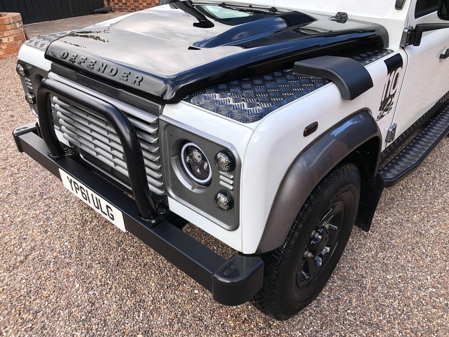 Used Land Rover Defender 2011 for sale - 77357245: Photo 25