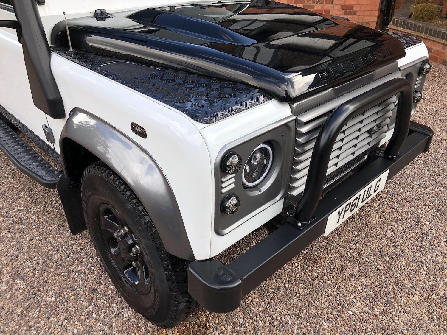 Used Land Rover Defender 2011 for sale - 77357245: Photo 27