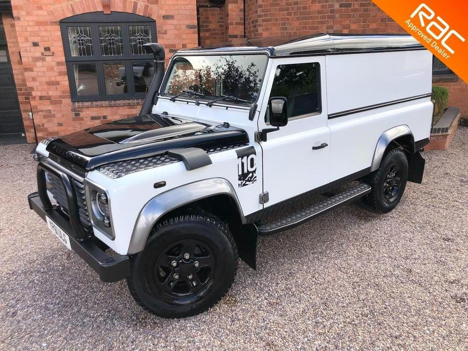 Used Land Rover Defender 2011 for sale - 77357245: Photo 29