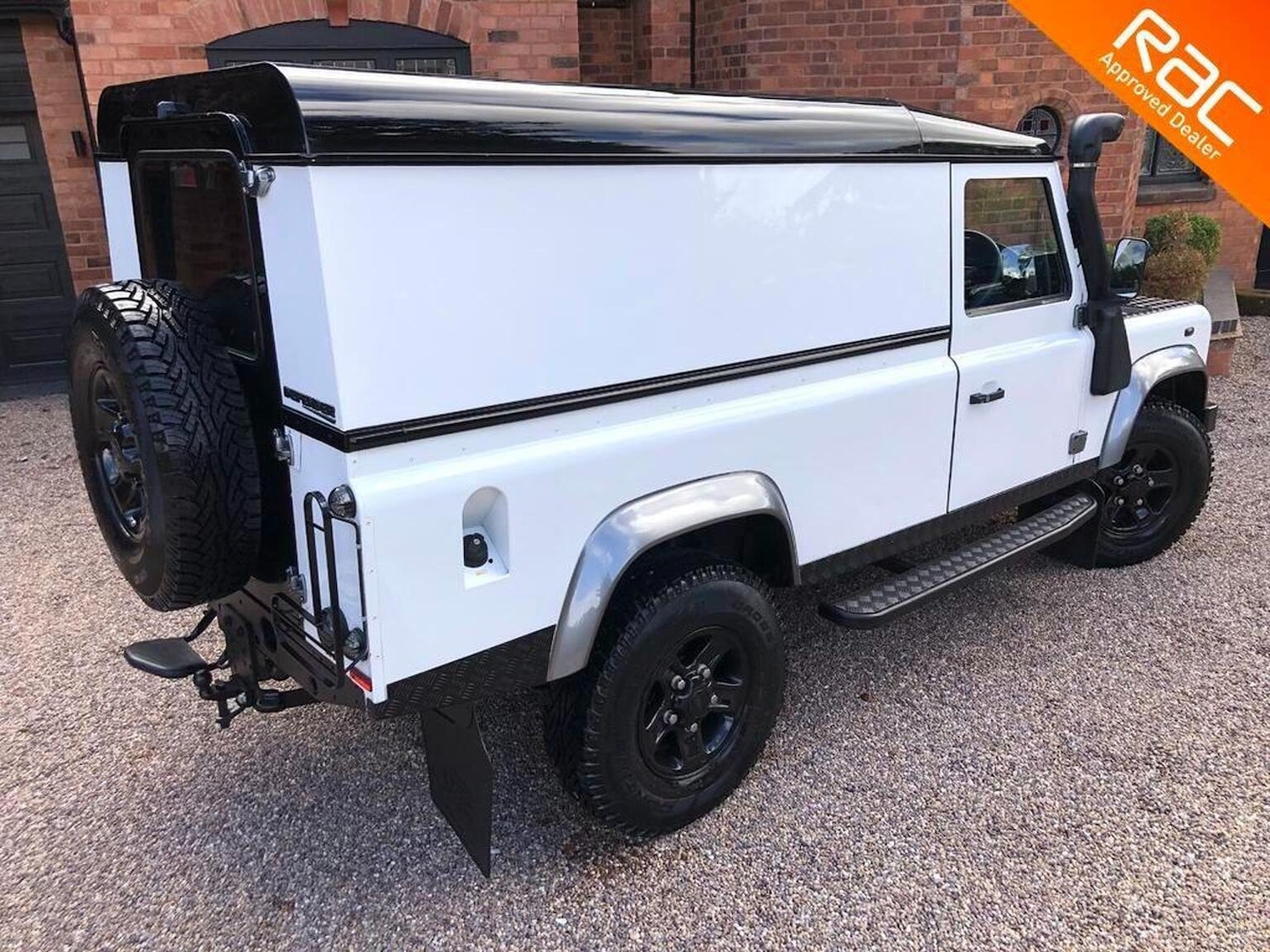 Used Land Rover Defender 2011 for sale - 77357245: Photo 31