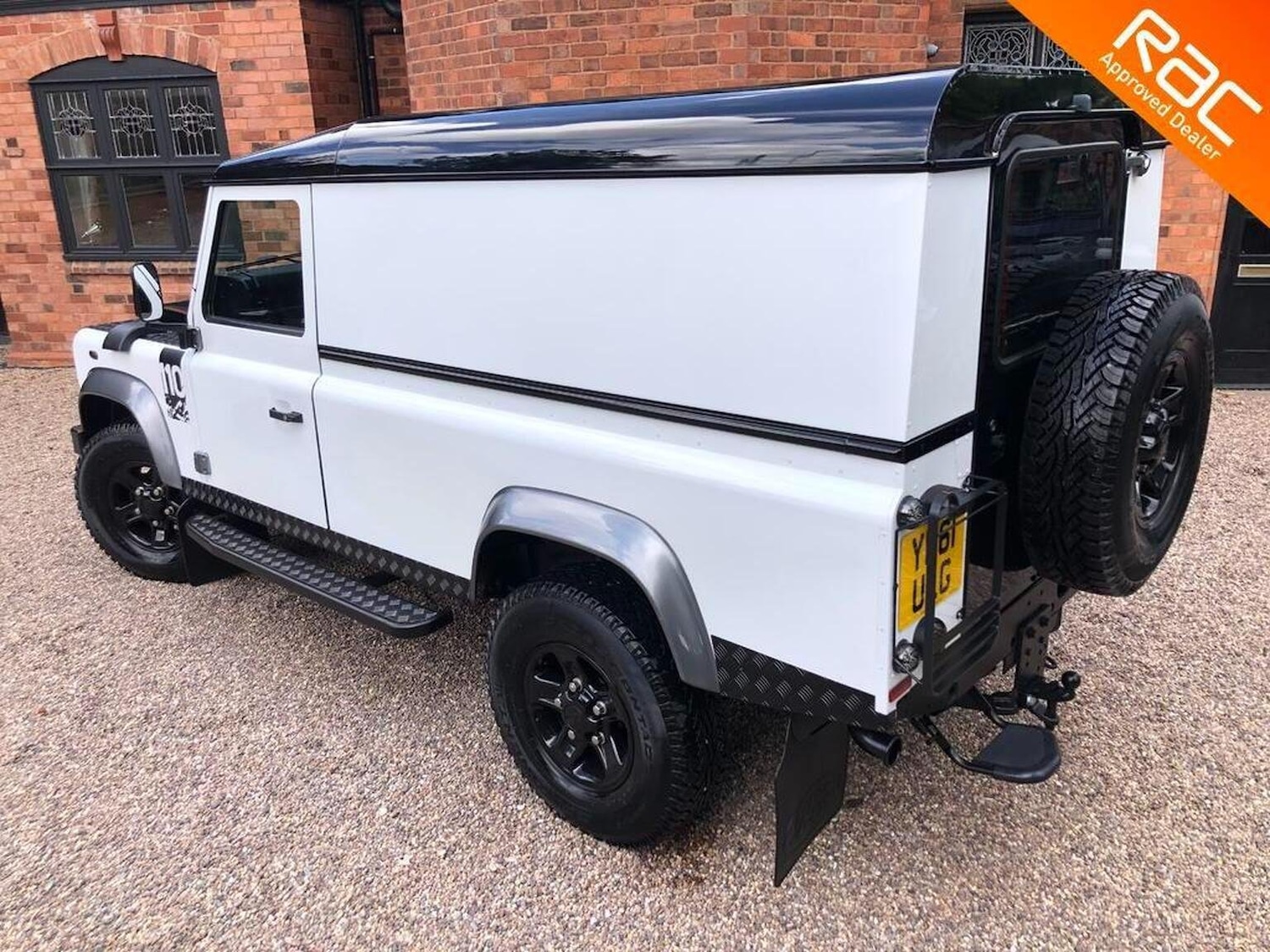 Used Land Rover Defender 2011 for sale - 77357245: Photo 35