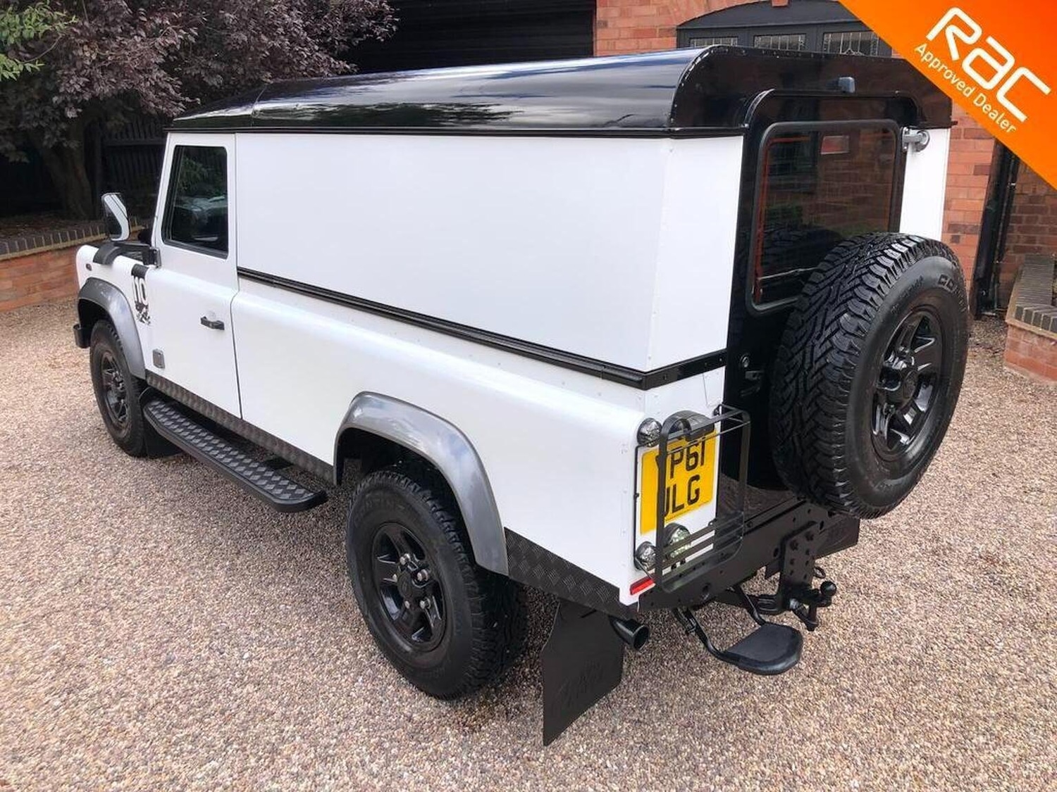 Used Land Rover Defender 2011 for sale - 77357245: Photo 4