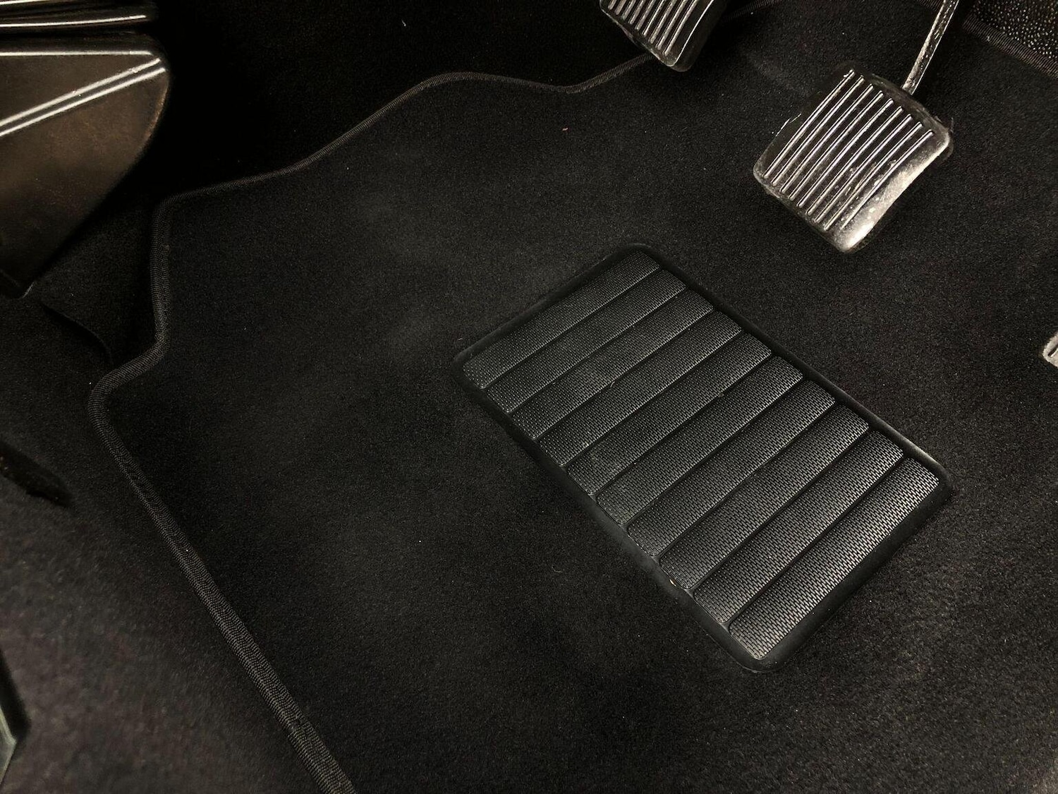 Used Land Rover Defender 2011 for sale - 77357245: Photo 46