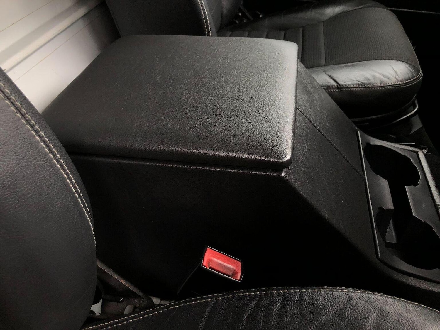 Used Land Rover Defender 2011 for sale - 77357245: Photo 47