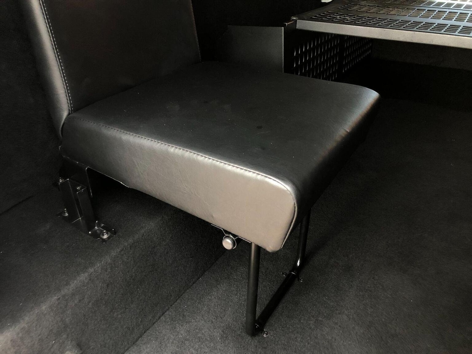 Used Land Rover Defender 2011 for sale - 77357245: Photo 61