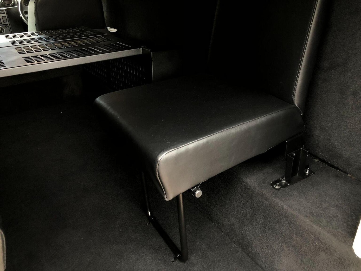 Used Land Rover Defender 2011 for sale - 77357245: Photo 63