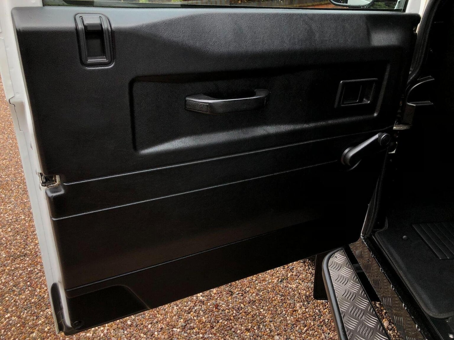 Used Land Rover Defender 2011 for sale - 77357245: Photo 66