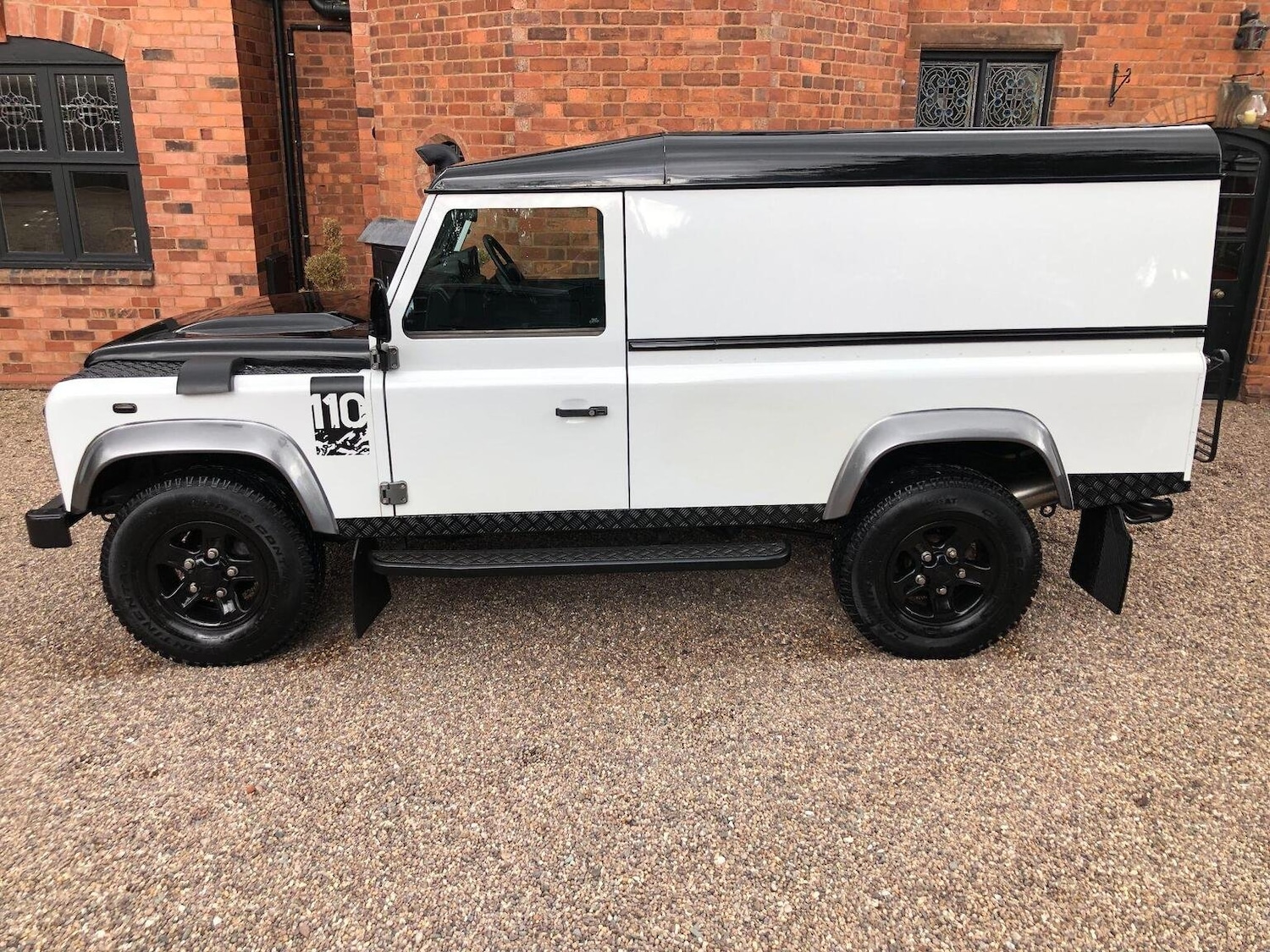 Used Land Rover Defender 2011 for sale - 77357245: Photo 80