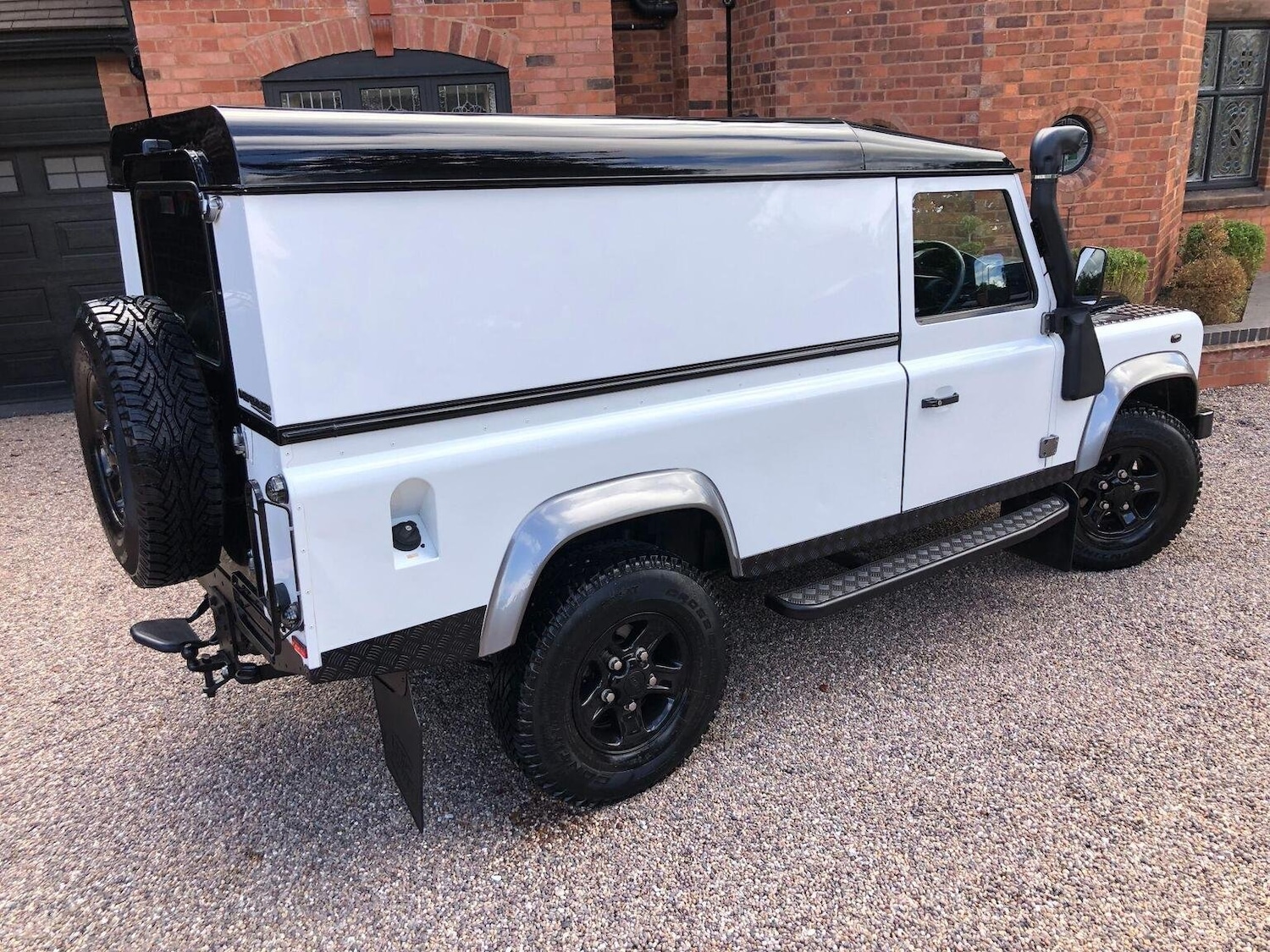 Used Land Rover Defender 2011 for sale - 77357245: Photo 85
