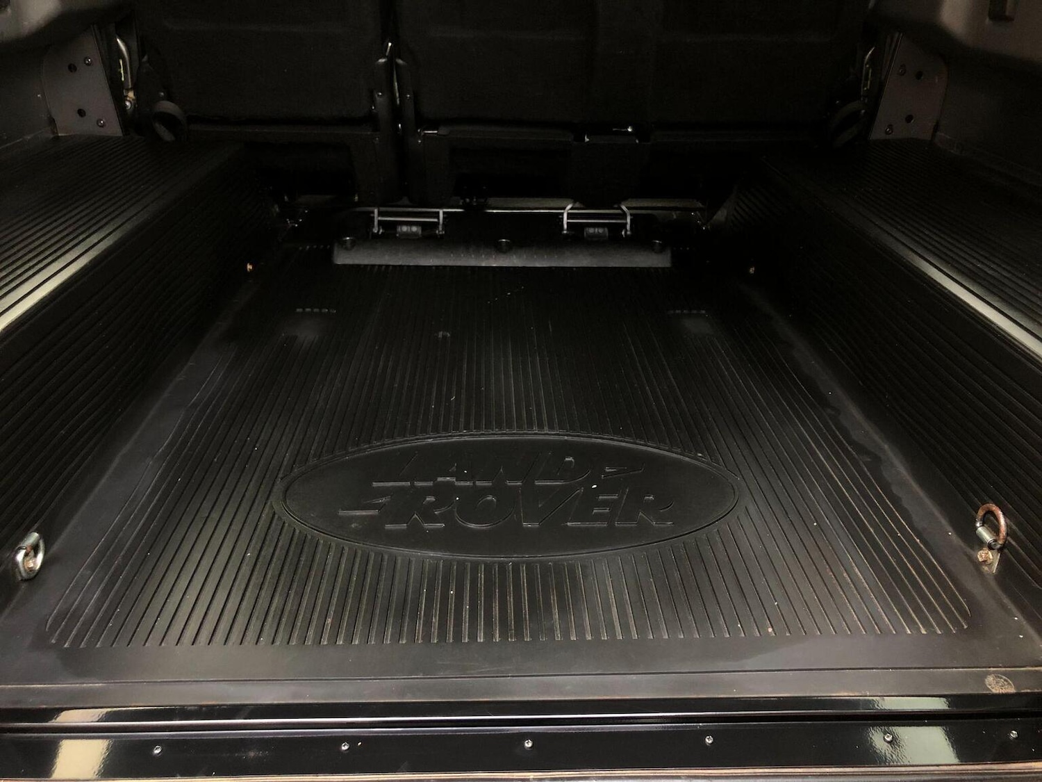 Used Land Rover Defender 110 2008 for sale - 77357265: Photo 74