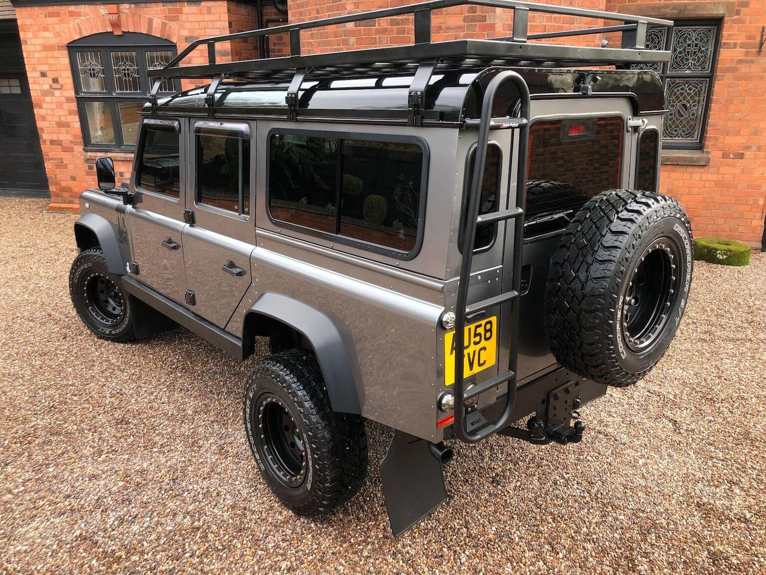 Used Land Rover Defender 110 2008 for sale - 77357265: Photo 8