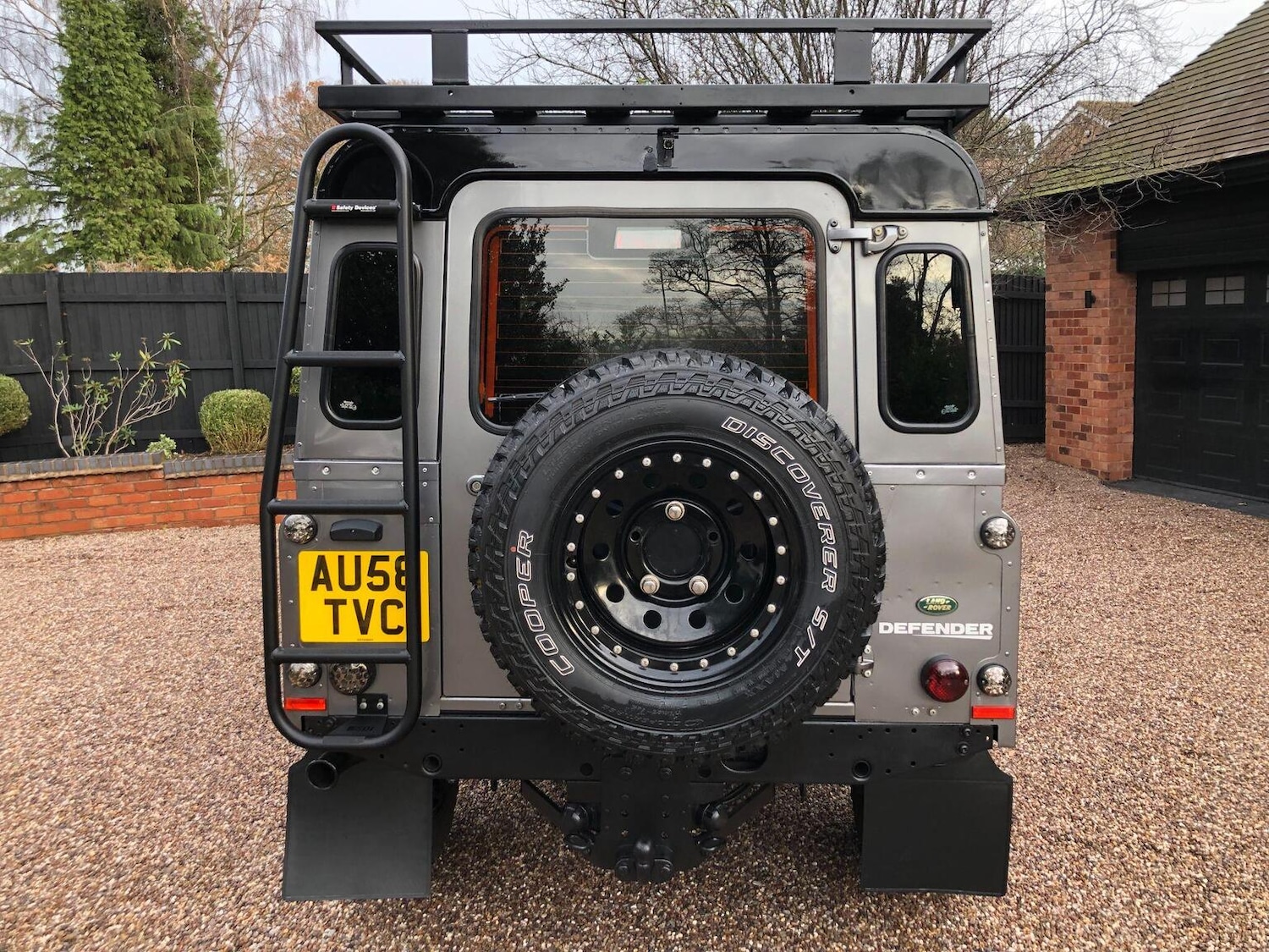 Used Land Rover Defender 110 2008 for sale - 77357265: Photo 98