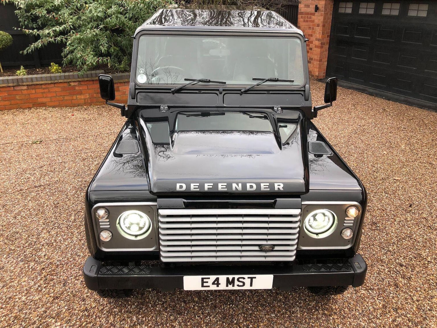 Used Land Rover Defender 90 2014 for sale - 77483671: Photo 25