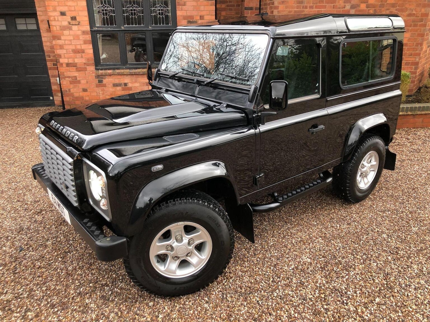 Used Land Rover Defender 90 2014 for sale - 77483671: Photo 28