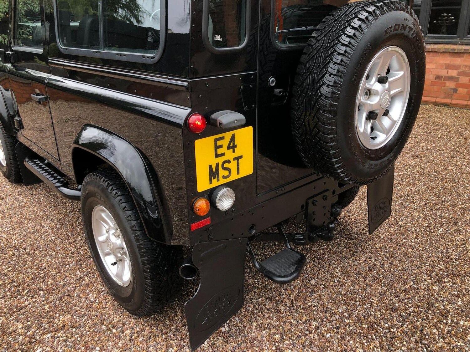 Used Land Rover Defender 90 2014 for sale - 77483671: Photo 30