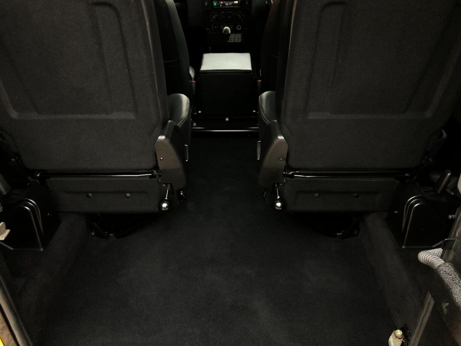 Used Land Rover Defender 90 2014 for sale - 77483671: Photo 55