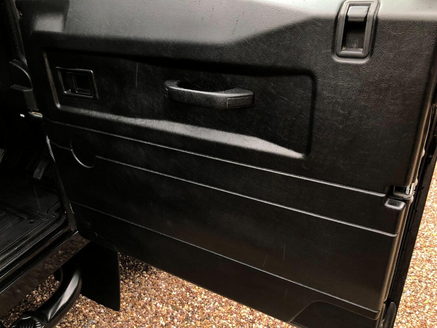 Used Land Rover Defender 90 2014 for sale - 77483671: Photo 58