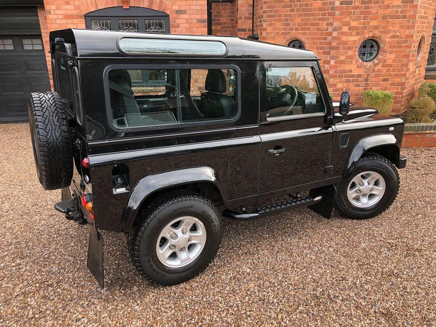 Used Land Rover Defender 90 2014 for sale - 77483671: Photo 65