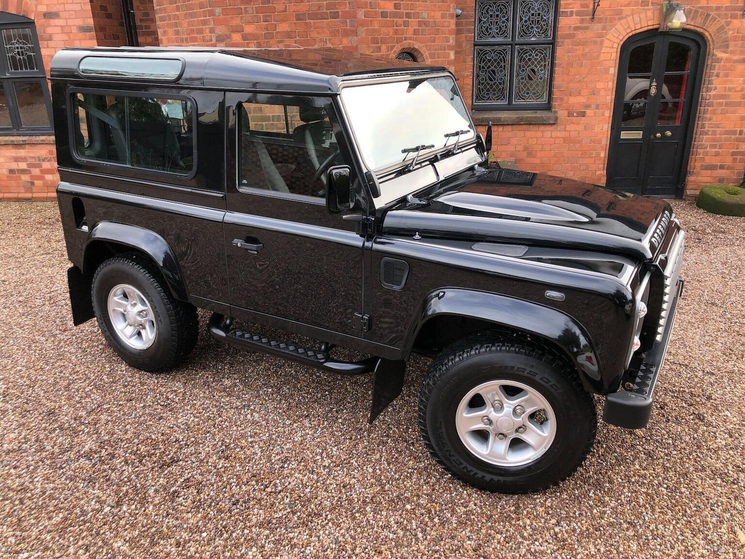 Used Land Rover Defender 90 2014 for sale - 77483671: Photo 66