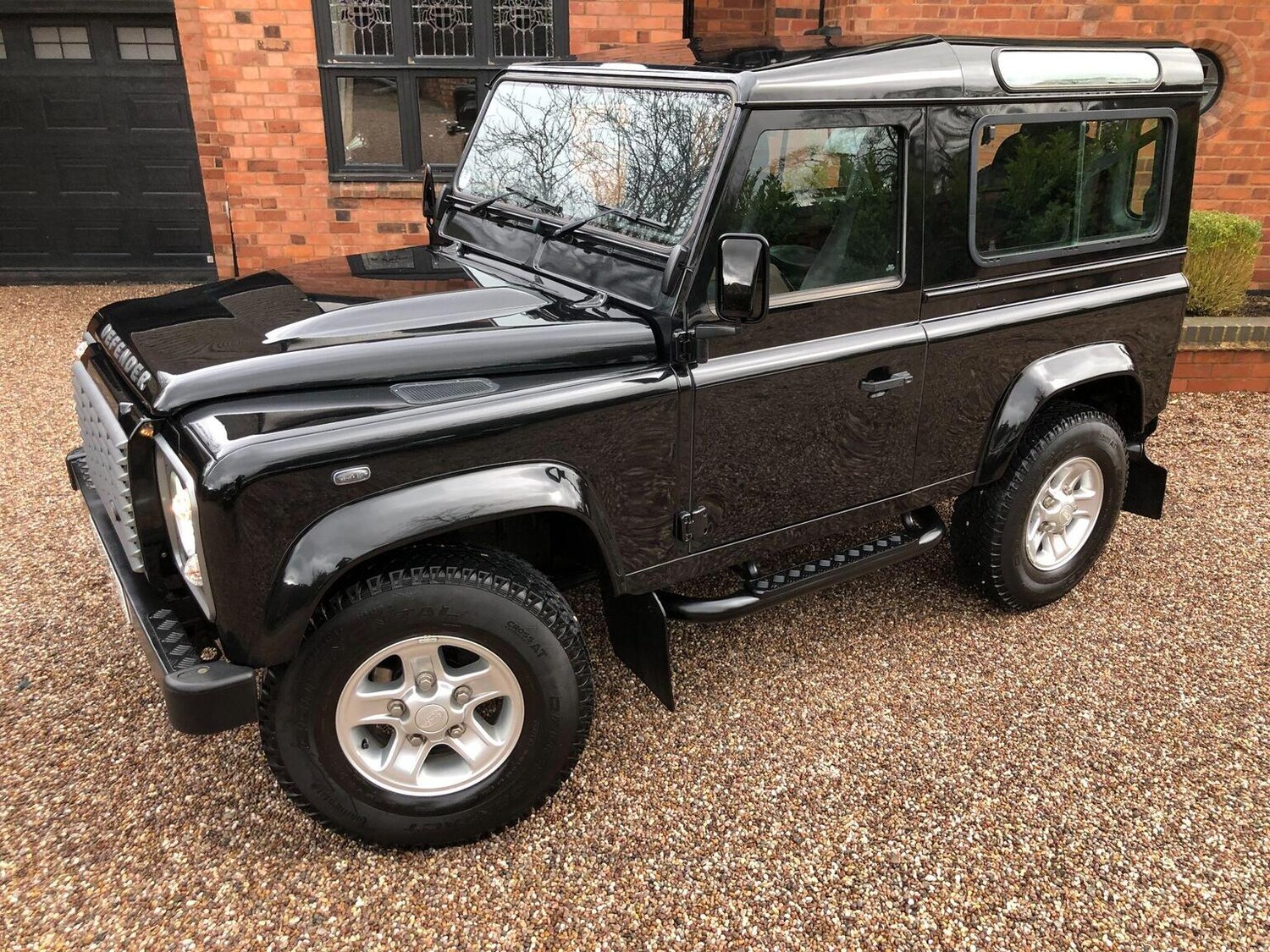 Used Land Rover Defender 90 2014 for sale - 77483671: Photo 68