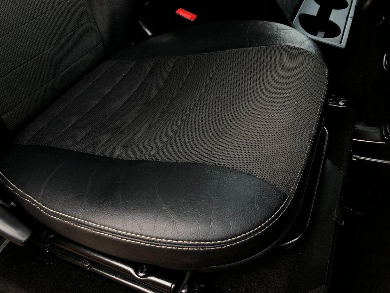 Used Land Rover Defender 2008 for sale - 77357268: Photo 50