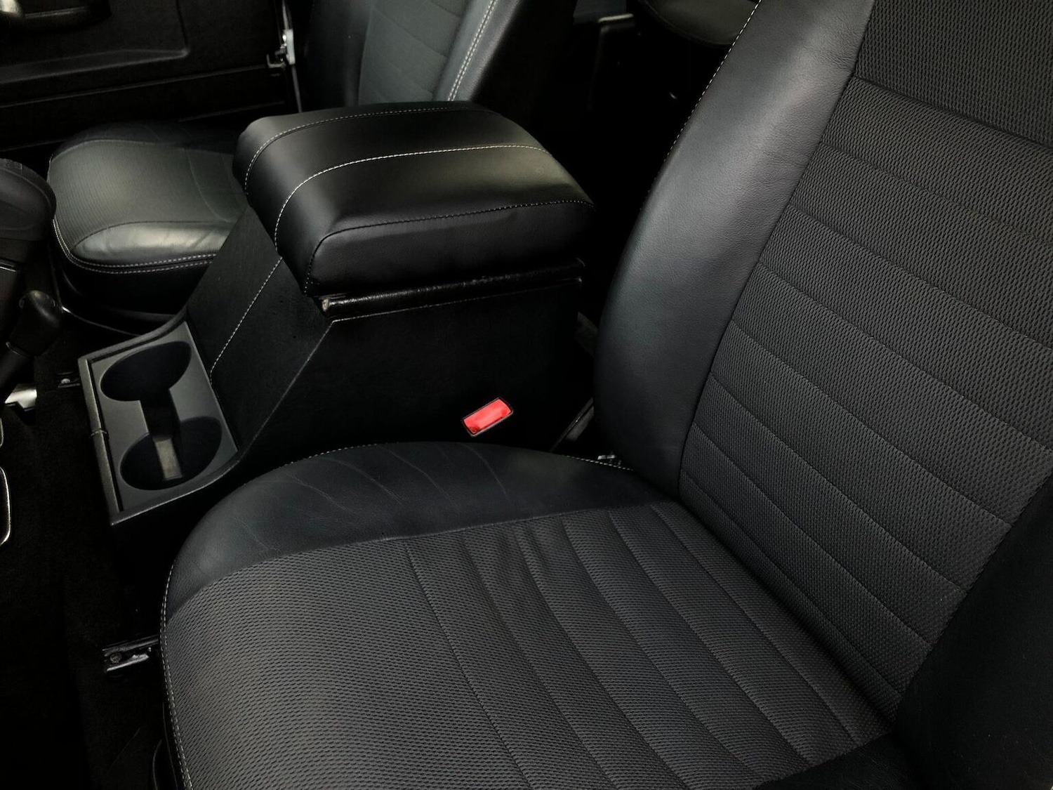 Used Land Rover Defender 2008 for sale - 77357268: Photo 59