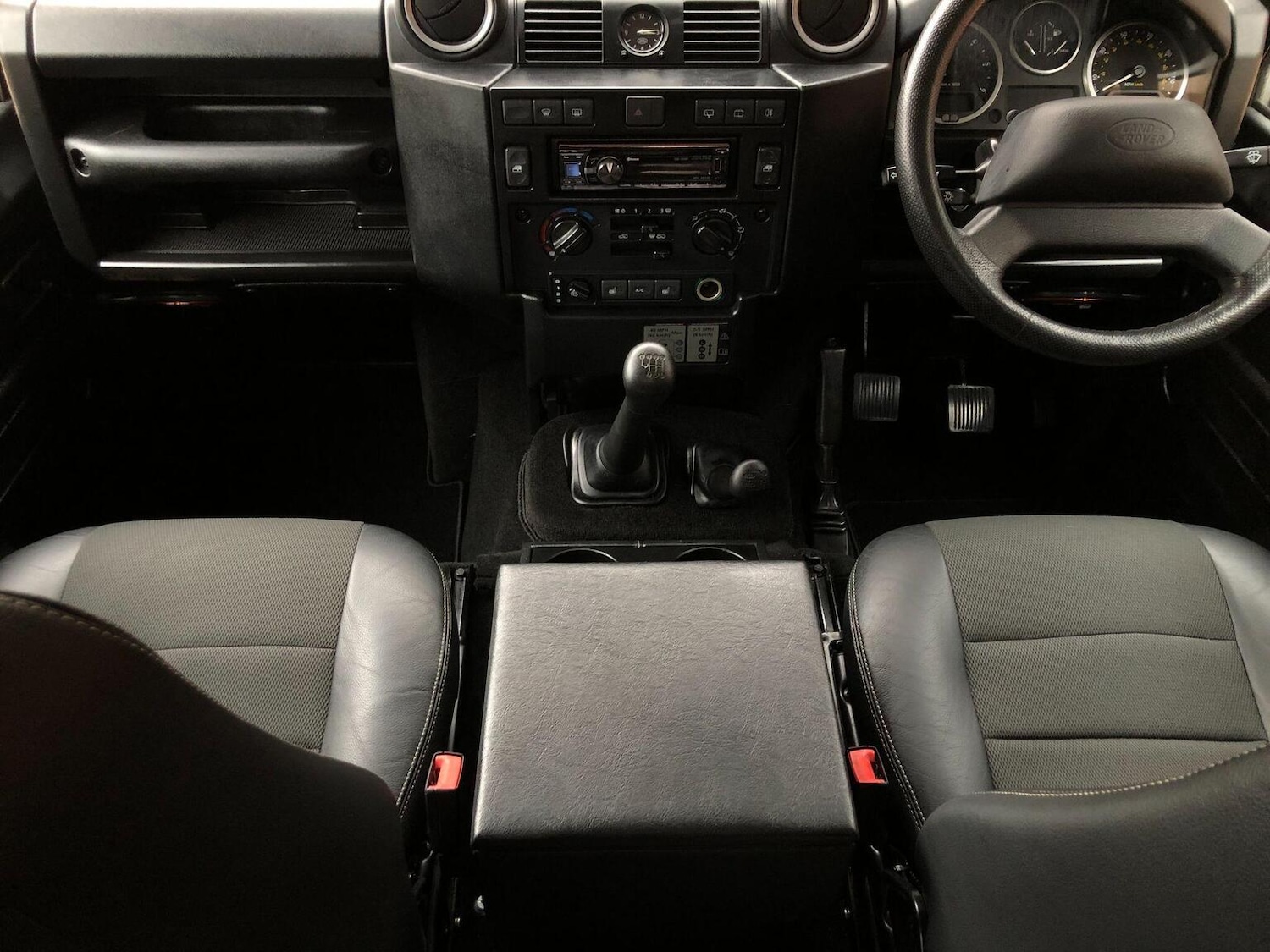 Used Land Rover Defender 2013 for sale - 77357256: Photo 43