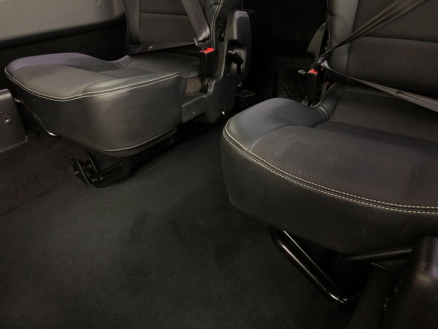 Used Land Rover Defender 2013 for sale - 77357256: Photo 61