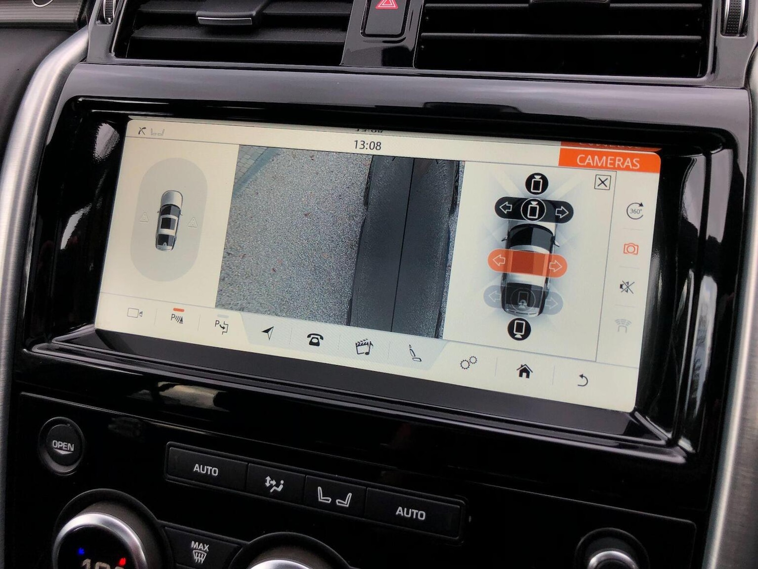 Used Land Rover Discovery 2020 for sale - 77357275: Photo 51