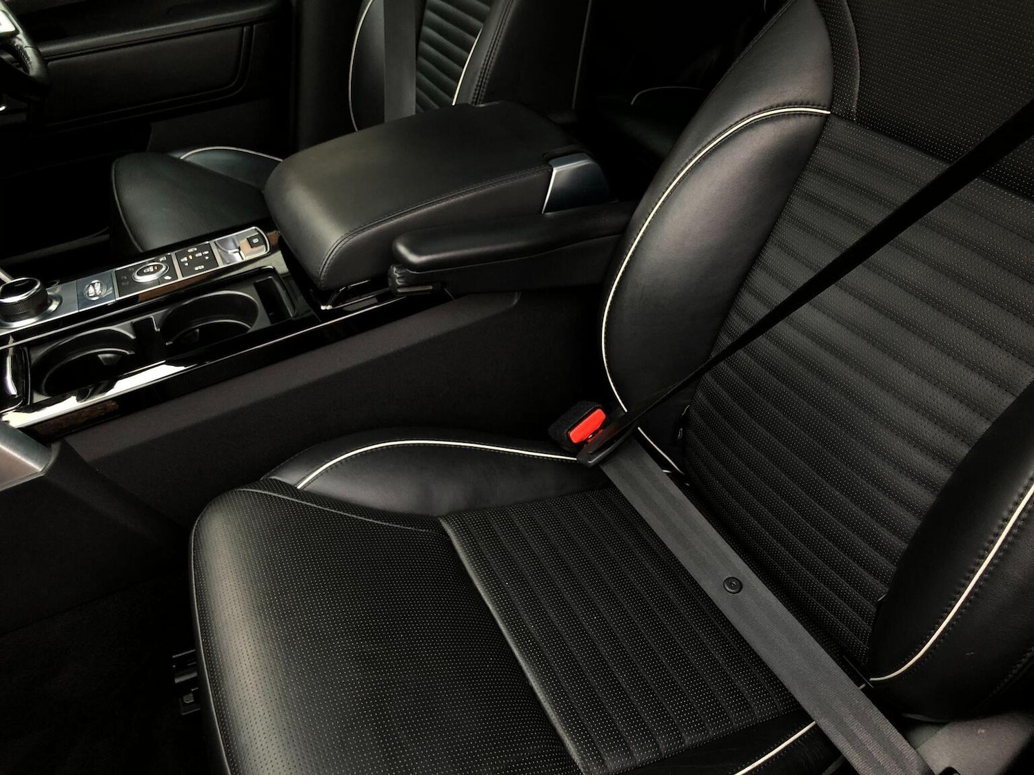 Used Land Rover Discovery 2020 for sale - 77357275: Photo 57