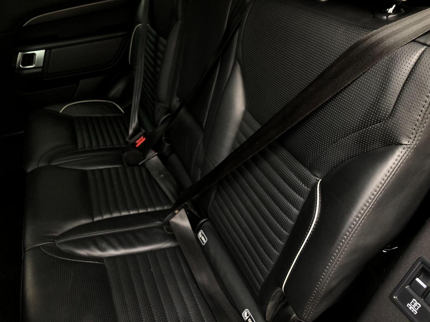 Used Land Rover Discovery 2020 for sale - 77357275: Photo 65