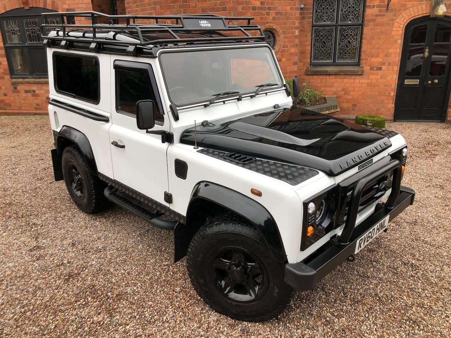 Used Land Rover Defender 2010 for sale - 77357254: Photo 10