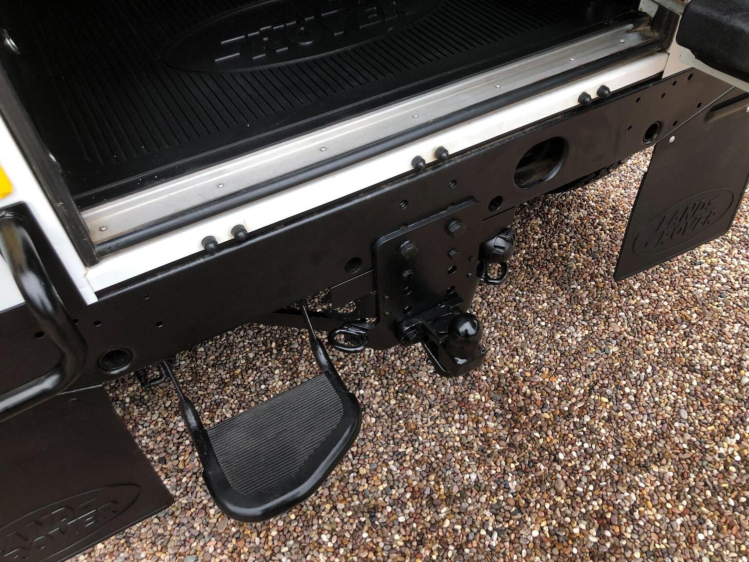 Used Land Rover Defender 2010 for sale - 77357254: Photo 13