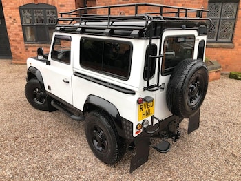 Used Land Rover Defender 2010 for sale - 77357254: Photo
