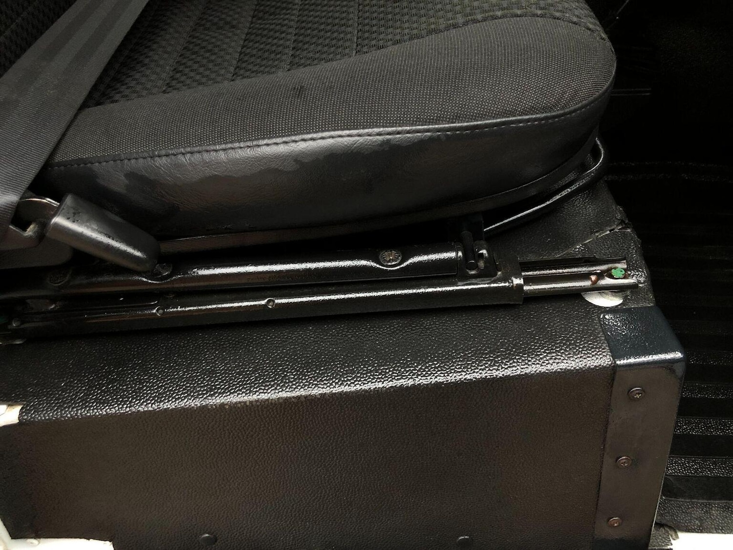 Used Land Rover Defender 2010 for sale - 77357254: Photo 51