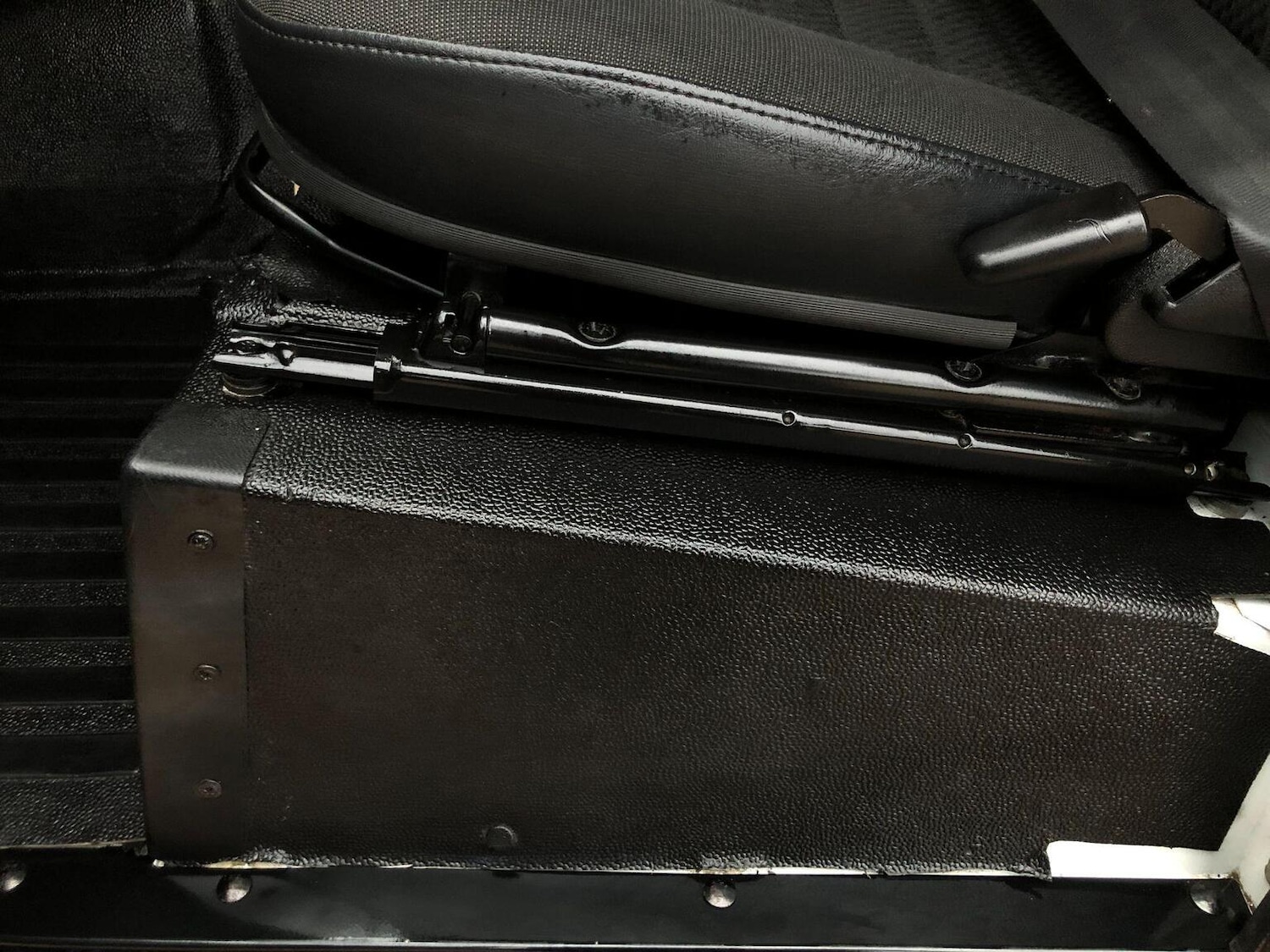 Used Land Rover Defender 2010 for sale - 77357254: Photo 59