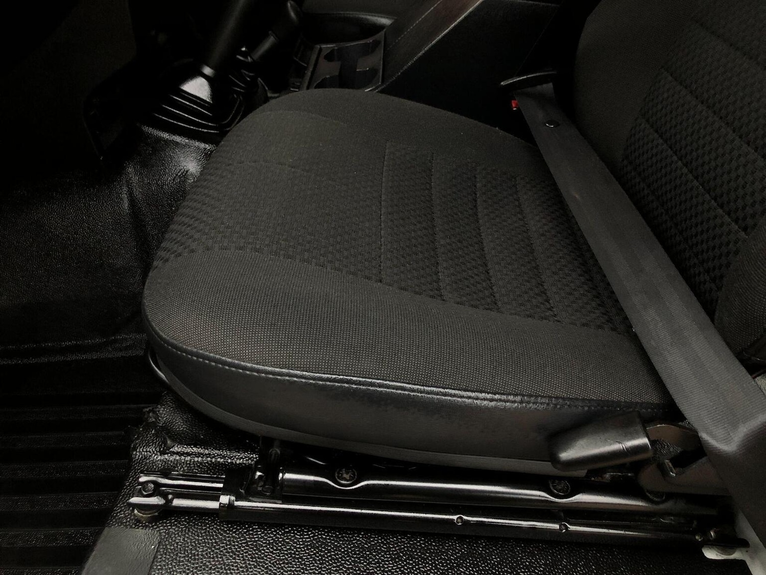 Used Land Rover Defender 2010 for sale - 77357254: Photo 60