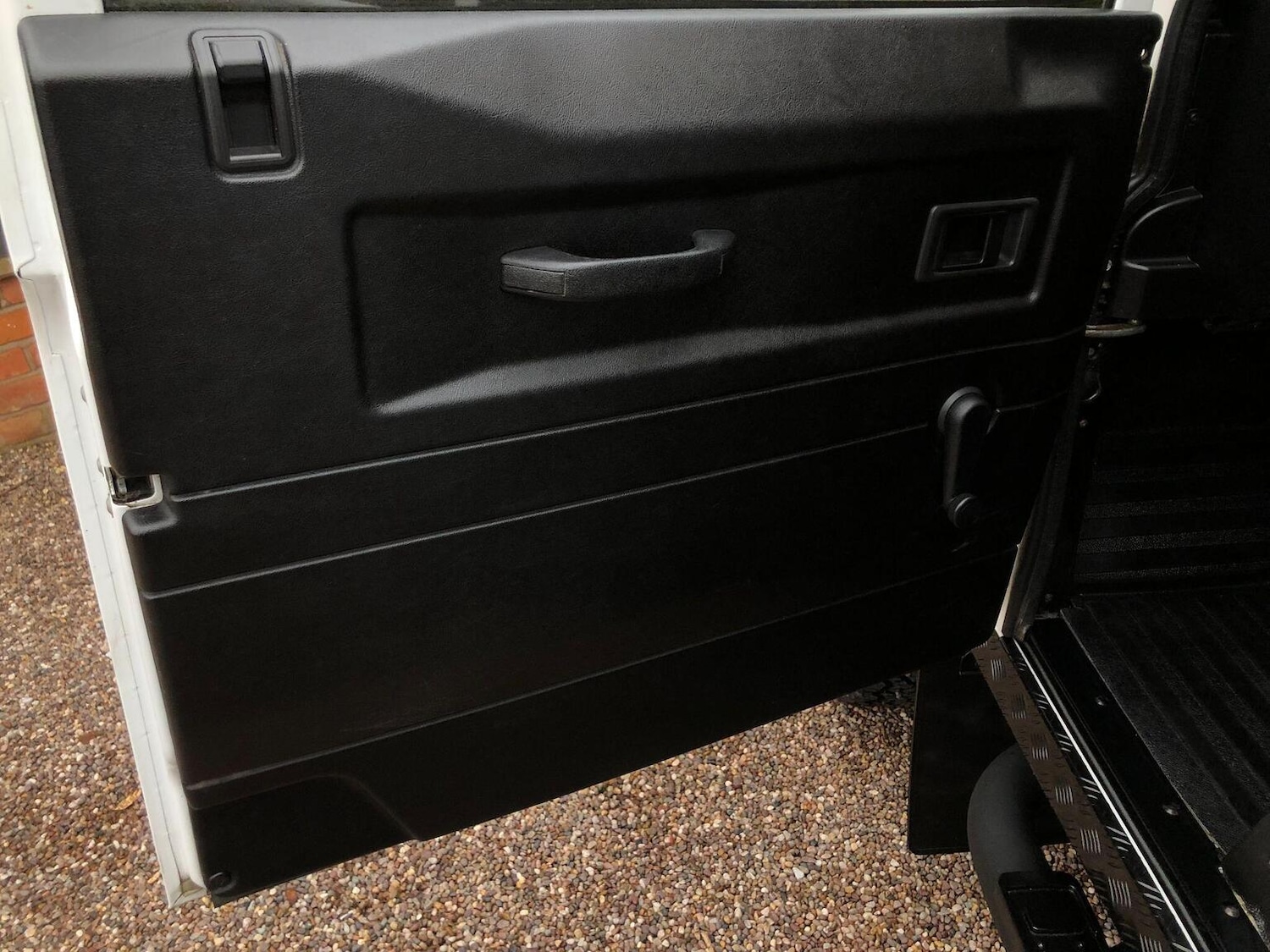 Used Land Rover Defender 2010 for sale - 77357254: Photo 72