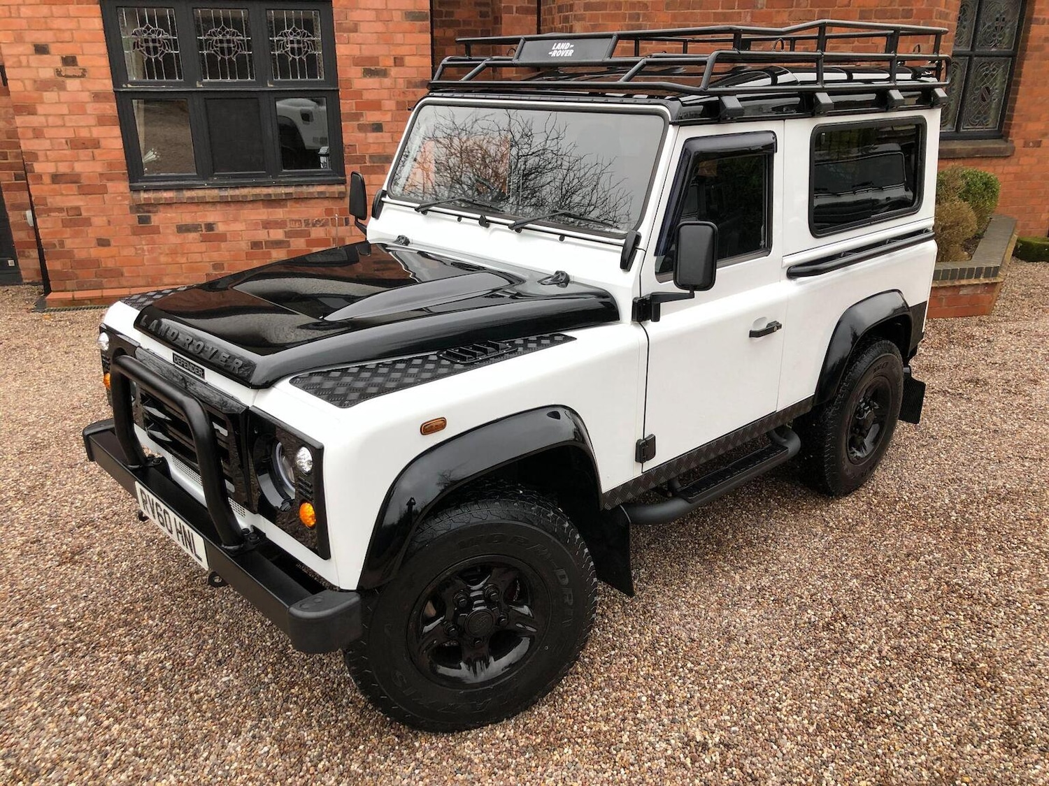 Used Land Rover Defender 2010 for sale - 77357254: Photo 8
