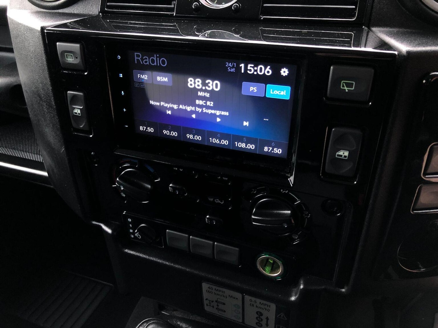 Used Land Rover Defender 2013 for sale - 77357266: Photo 52