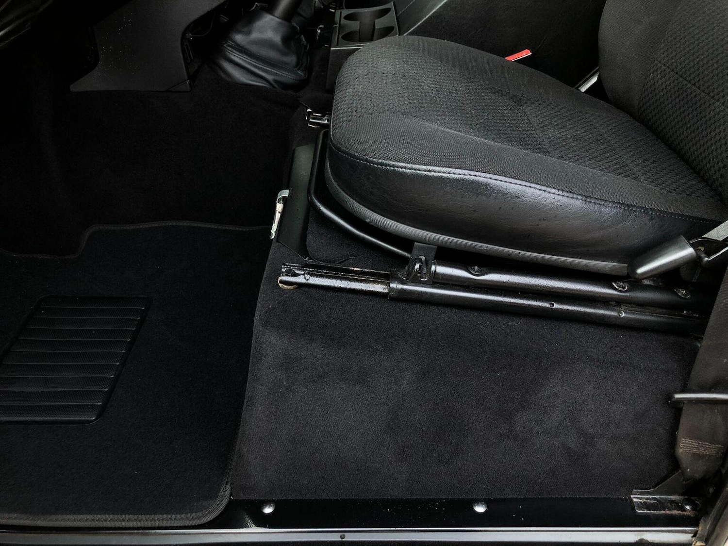 Used Land Rover Defender 2013 for sale - 77357266: Photo 54