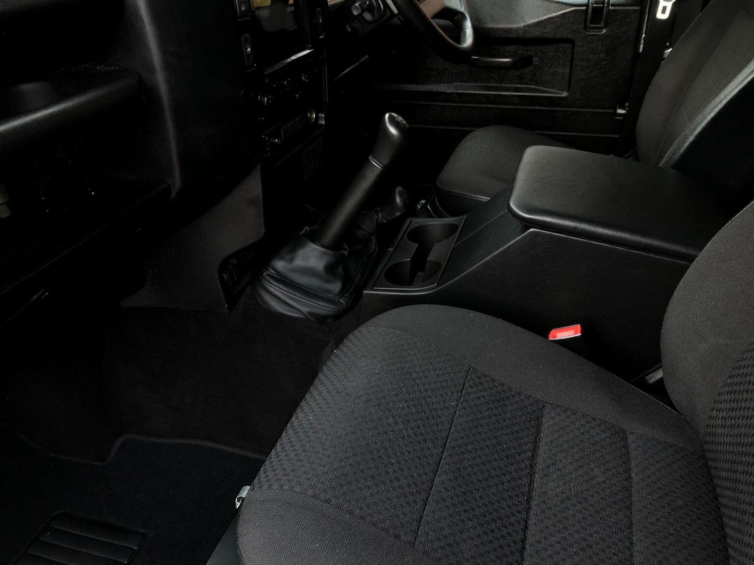 Used Land Rover Defender 2013 for sale - 77357266: Photo 57