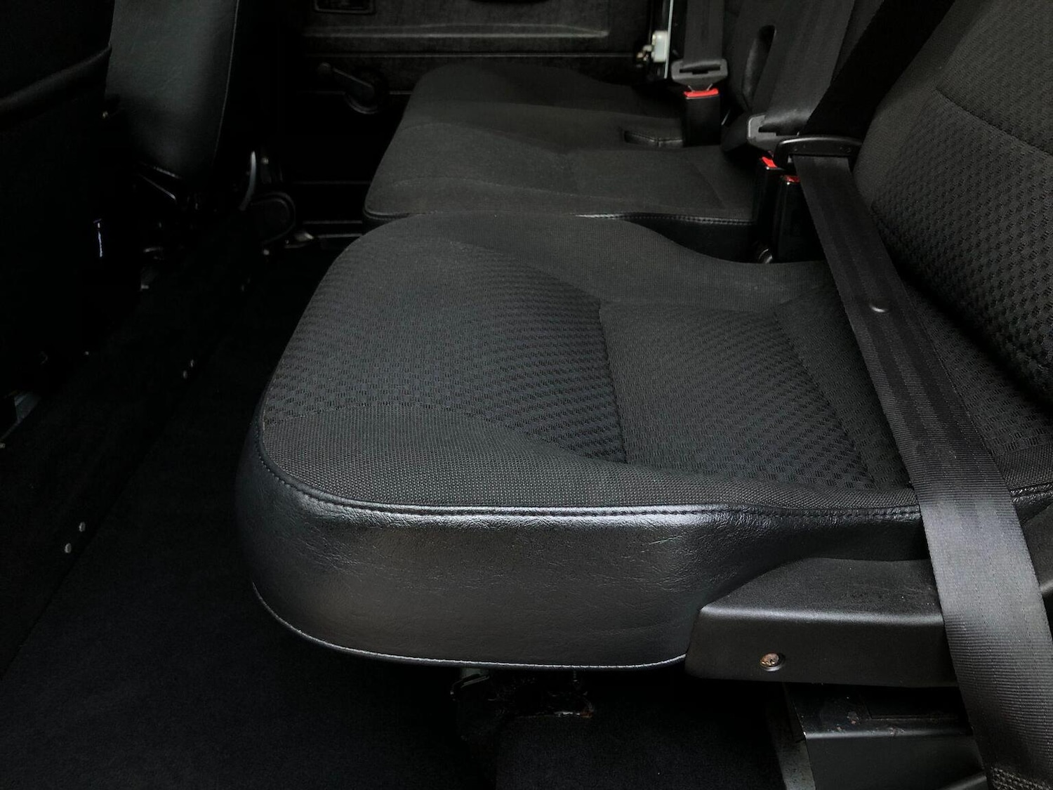 Used Land Rover Defender 2013 for sale - 77357266: Photo 62