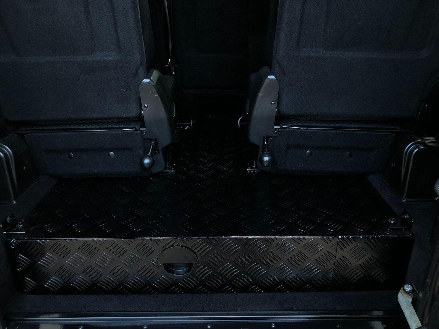 Used Land Rover Defender 2013 for sale - 77357266: Photo 68