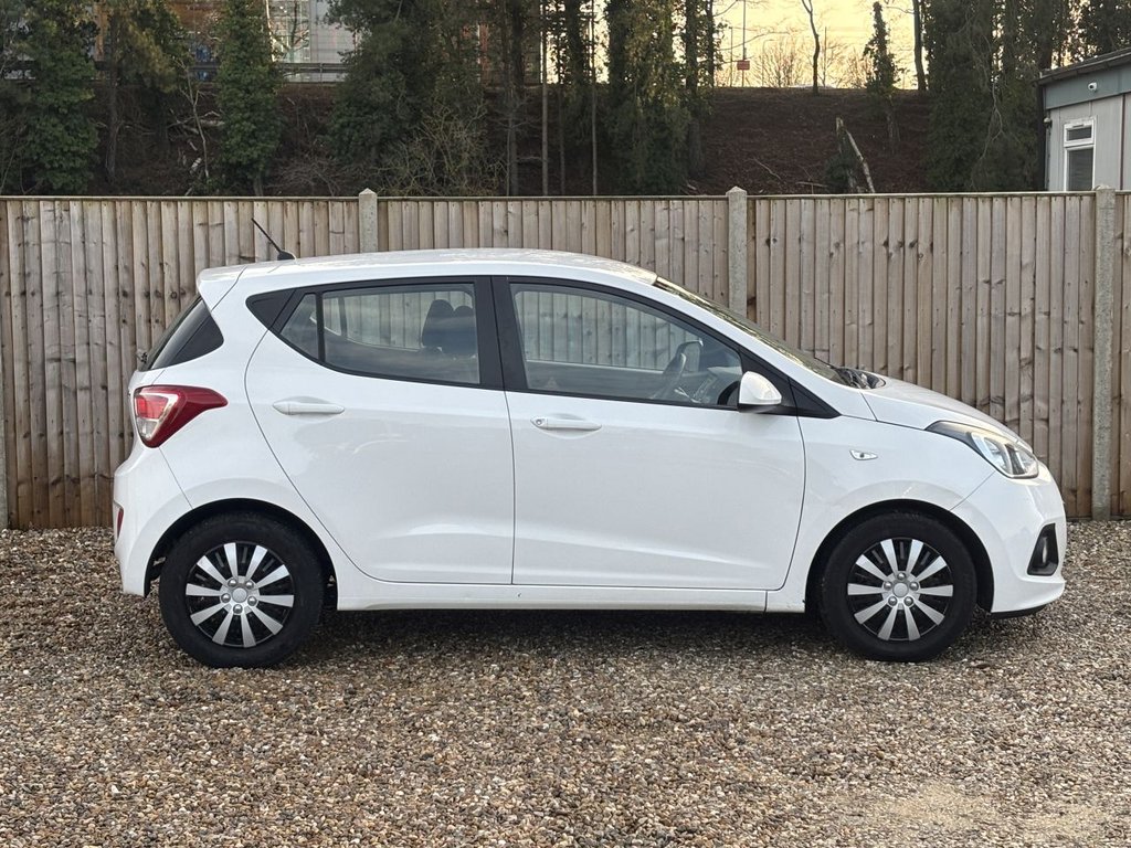 Used Hyundai i10 2015 for sale - 77187913: Photo 8